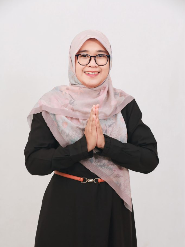 Riana Permatasari, S.Pd., M.A., M.Pd.